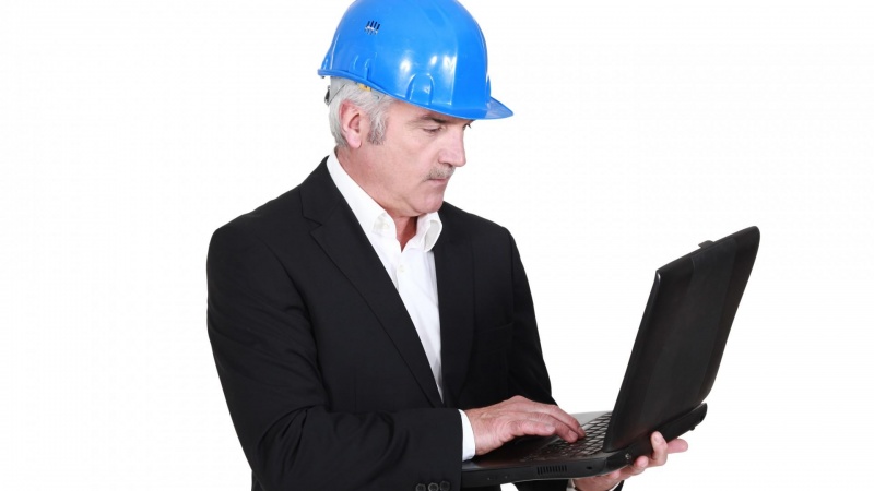 Ældre medarbejdere i bygge- og anlægsbranchen bruger mere IT end yngre