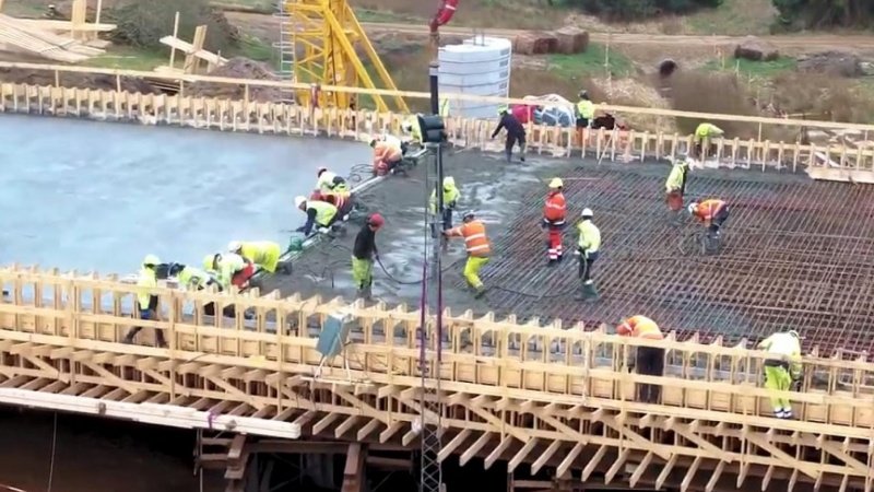 VIDEO: Betonbro støbt på én dag