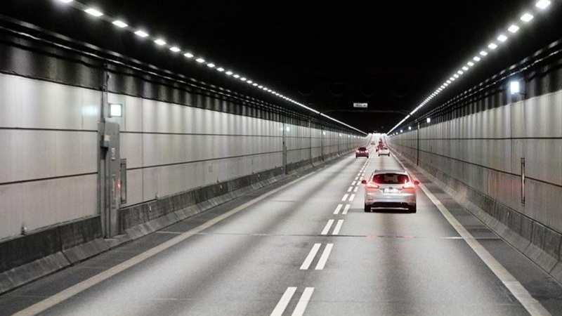 Nyt LED-lys i Øresundsbrons tunnel sparer både energi og penge