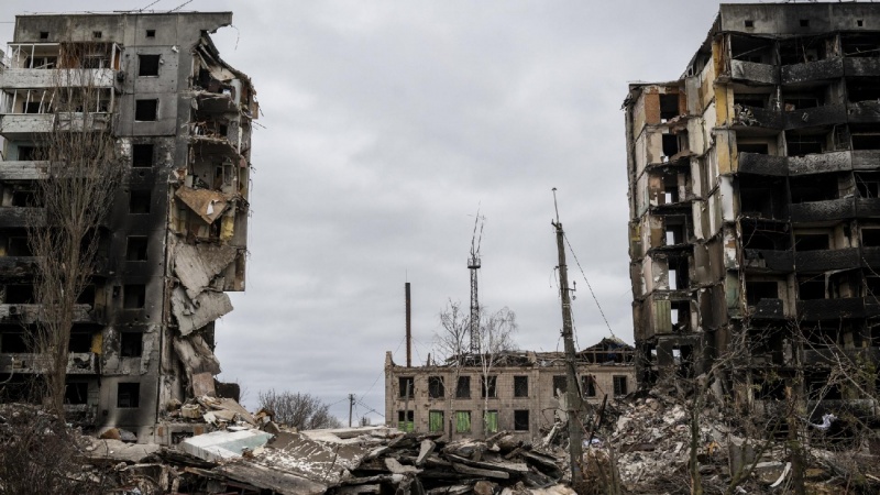 Flere danske lastbiler og gravemaskiner sendes til Ukraines ruiner