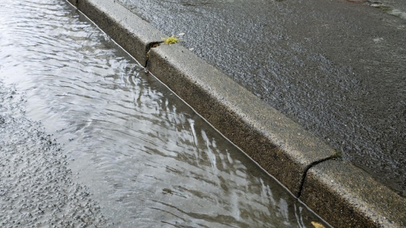 Til kamp mod oversvømmelser: Regnvand kommer ikke i nærheden af kloakken