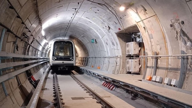 Fem nye metrostationer er klar til brug til sommer