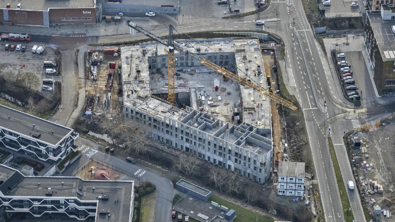 Første byggeri udenfor København: Ny boligkarré får slotsudsigt