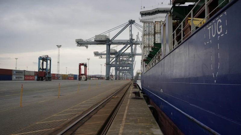Aarhus Havn vil tilbyde landstrøm til containerskibe